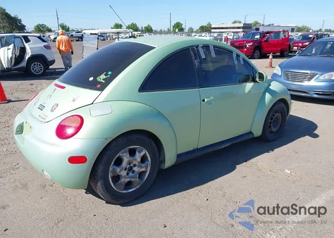 2002 Volkswagen New Beetle Gls z USA, uszkodzony, nr VIN 3VWCK21C02M440356